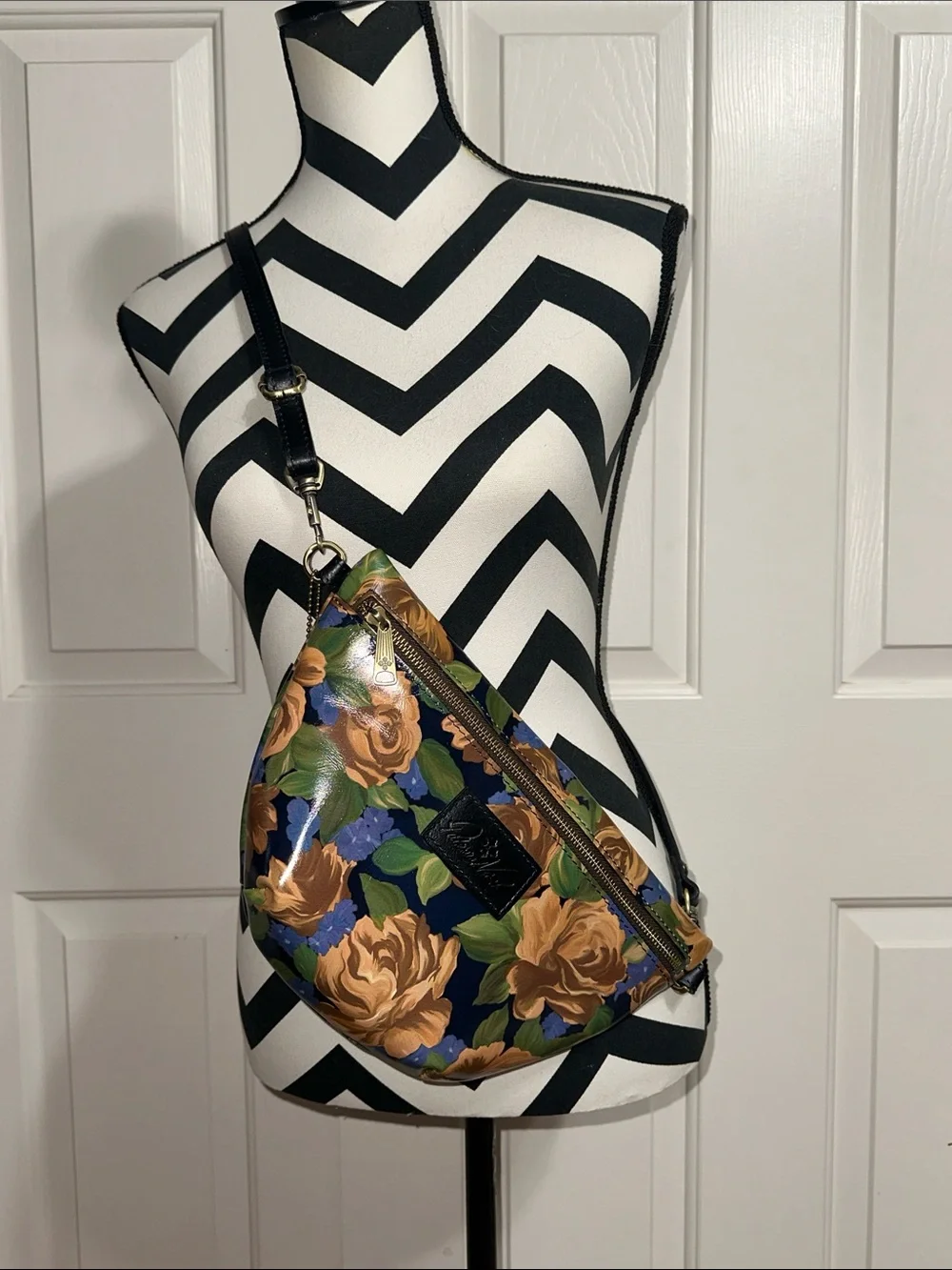 Patricia Nash Floral Sling Crossbody Bag in Navy and Tan